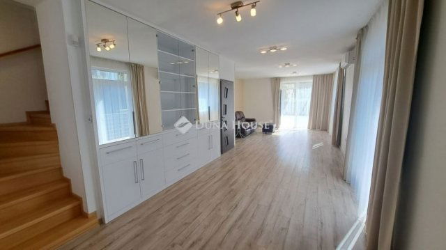 Eladó téglalakás, Budapesten, III. kerületben 219.9 M Ft