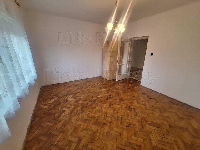 Eladó családi ház, Batéban 34.9 M Ft, 4 szobás