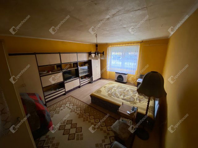 Eladó családi ház, Seregélyesen 32 M Ft, 3 szobás