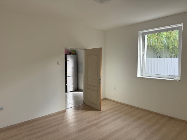 Eladó családi ház, Budapesten, XX. kerületben 30 M Ft, 1 szobás