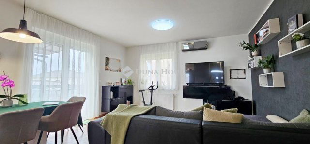 Eladó családi ház, Szombathelyen 85.4 M Ft, 4 szobás