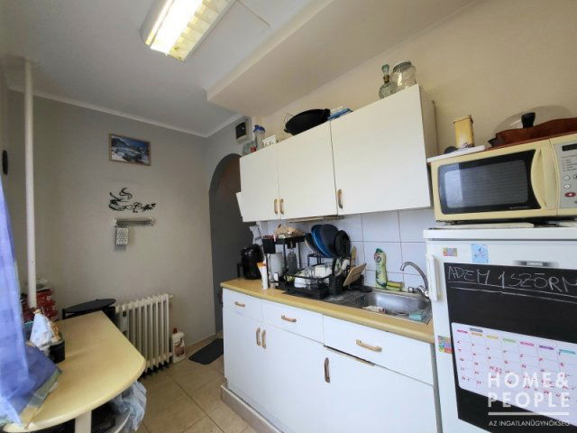 Eladó téglalakás, Szegeden 43.4 M Ft, 2 szobás