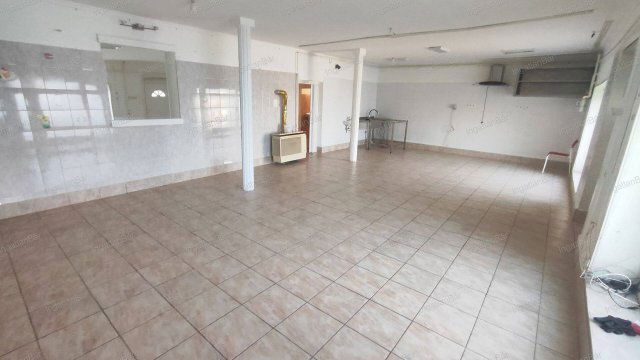 Eladó családi ház, Vaján 22 M Ft, 1 szobás