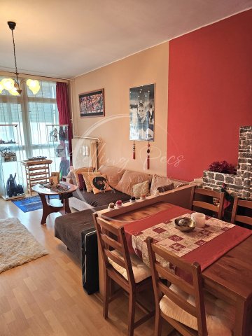 Eladó panellakás, Pécsett, Pollack Mihály utcában 43.5 M Ft