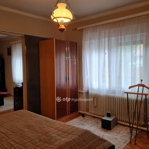 Eladó családi ház, Kaposújlakon 94 M Ft, 5 szobás