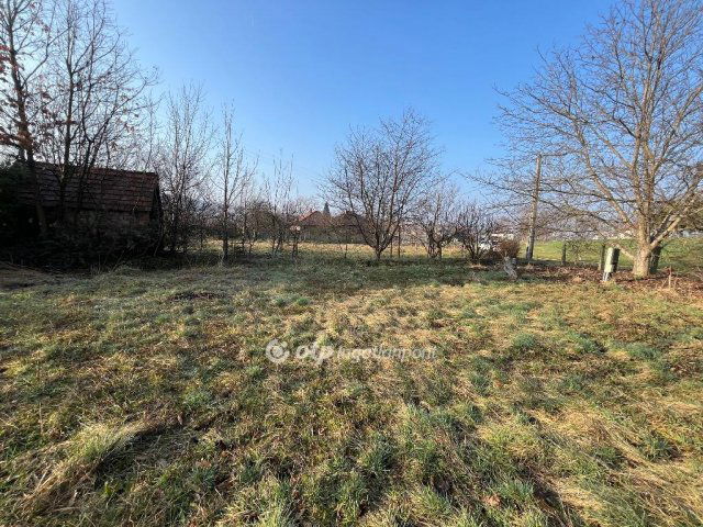 Eladó telek, Ajkán 25.9 M Ft / költözzbe.hu