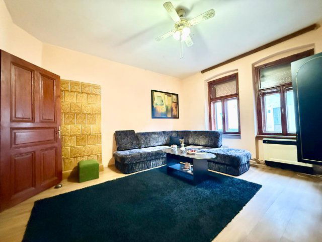 Eladó téglalakás, Sárváron 31.5 M Ft, 3 szobás