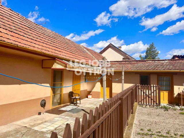 Kiadó családi ház, albérlet, Cegléden 120 E Ft / hó, 1 szobás