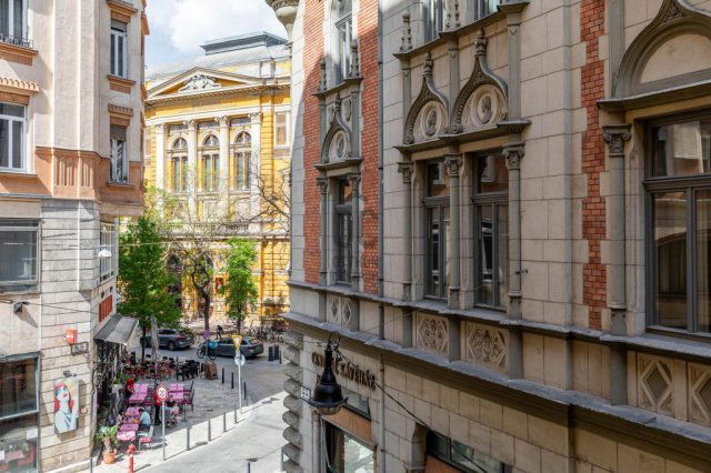 Eladó téglalakás, Budapesten, V. kerületben 159.99 M Ft