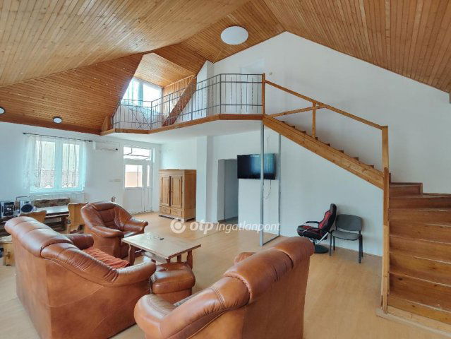 Eladó családi ház, Érden 115 M Ft, 6 szobás