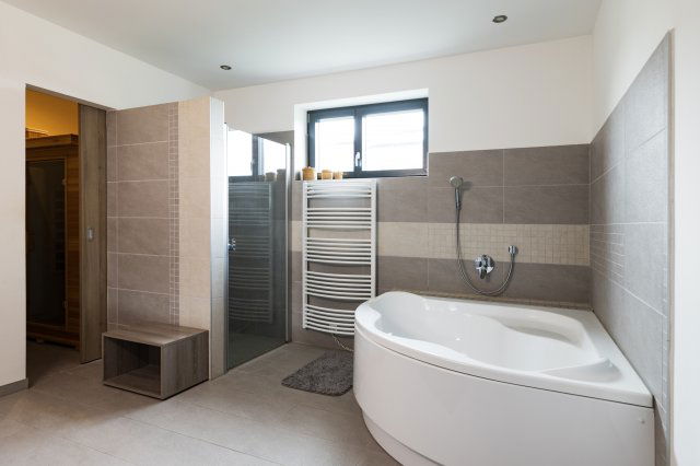 Eladó családi ház, Szombathelyen 175 M Ft, 4 szobás