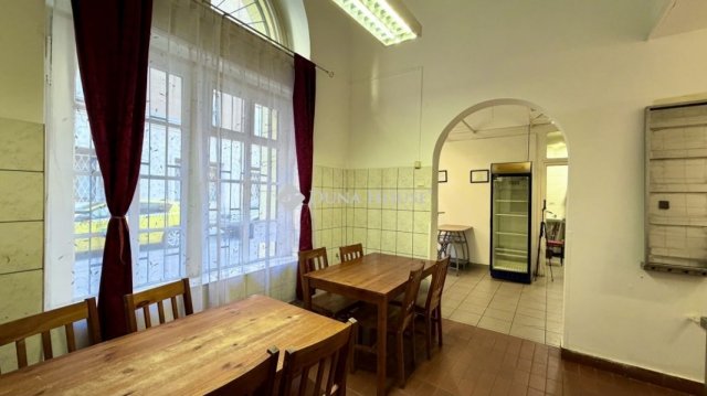 Kiadó üzlethelyiség, Budapesten, VIII. kerületben 450 E Ft / hó