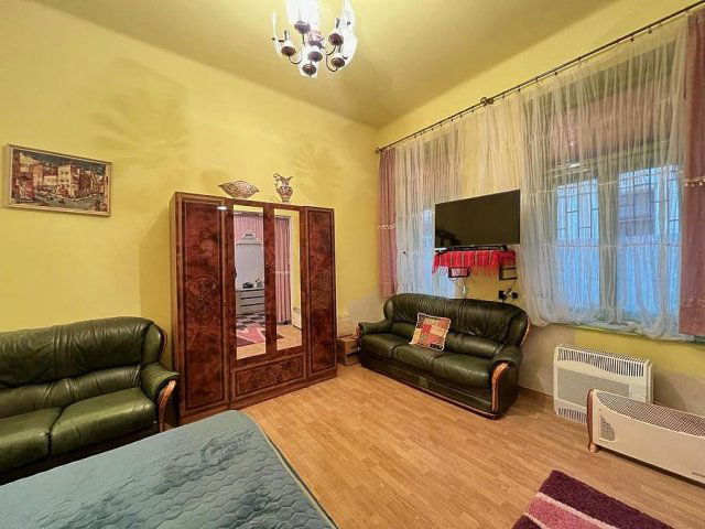 Eladó téglalakás, VII. kerületben, Rejtő Jenő utcában