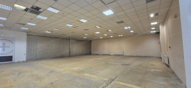 Kiadó üzlethelyiség, Győrött 593 E Ft / hó, 5 szobás