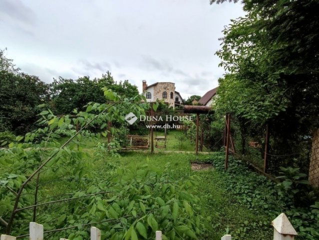 Eladó családi ház, Budapesten, XVIII. kerületben 149.9 M Ft