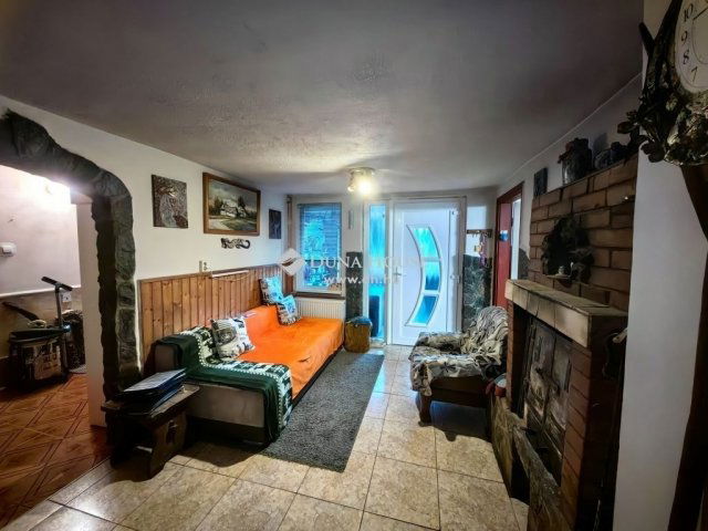 Eladó családi ház, Dobronhegyen 52 M Ft, 4 szobás