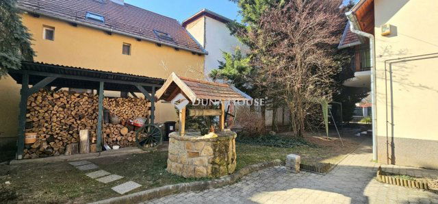 Eladó családi ház, Budakeszin 240 M Ft, 5 szobás