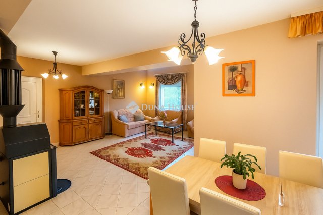 Eladó családi ház, Debrecenben 89.9 M Ft, 4 szobás