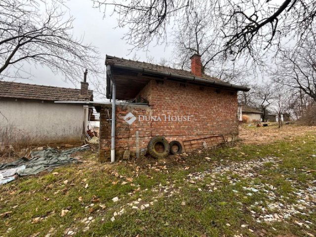Eladó mezogazdasagi ingatlan, Bakon 1.5 M Ft, 1 szobás