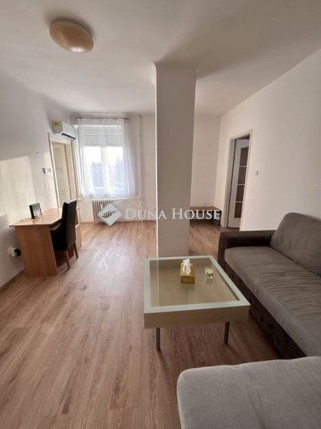 Kiadó téglalakás, albérlet, Pécsett 230 E Ft / hó, 2 szobás