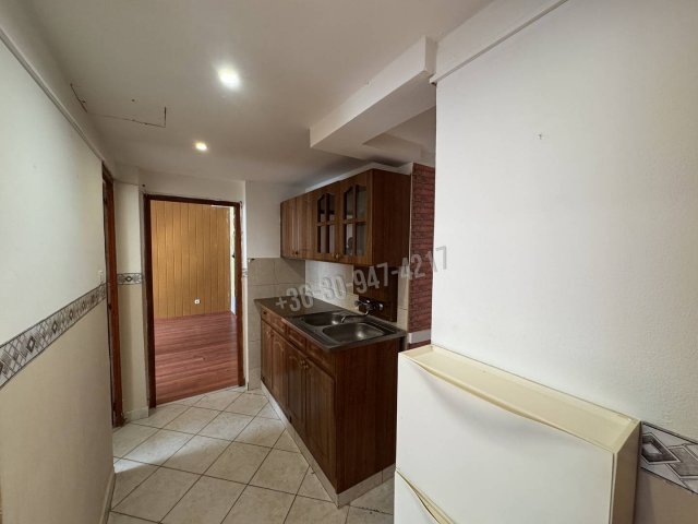 Eladó téglalakás, Tatabányán 34.99 M Ft, 1+1 szobás