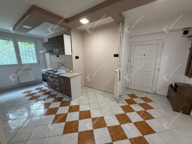 Eladó téglalakás, Zalaegerszegen 31.9 M Ft, 2 szobás