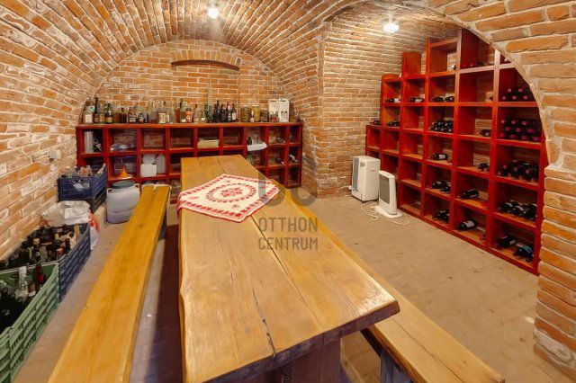 Kiadó családi ház, albérlet, Leányfaluban 1000 E Ft / hó