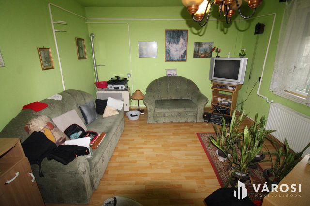 Eladó sorház, Sarkadon 27 M Ft, 4 szobás / költözzbe.hu