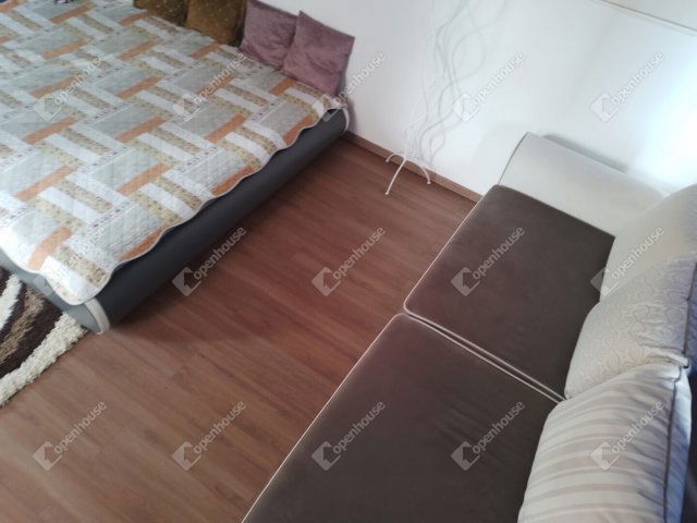 Eladó családi ház, Gyulán 69.9 M Ft, 5 szobás