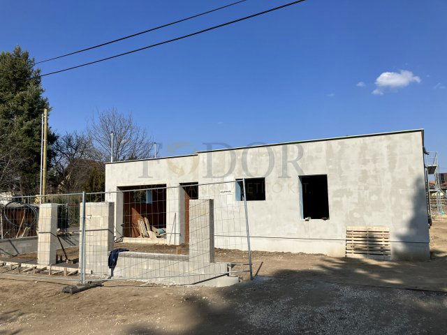 Eladó családi ház, Budapesten, XVIII. kerületben 144.9 M Ft