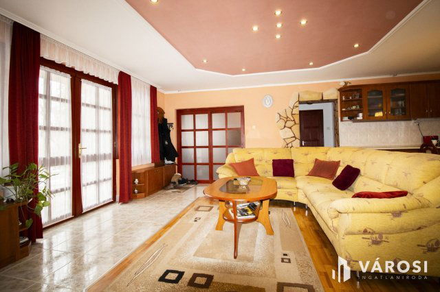 Eladó családi ház, Gyulán 68 M Ft, 3 szobás