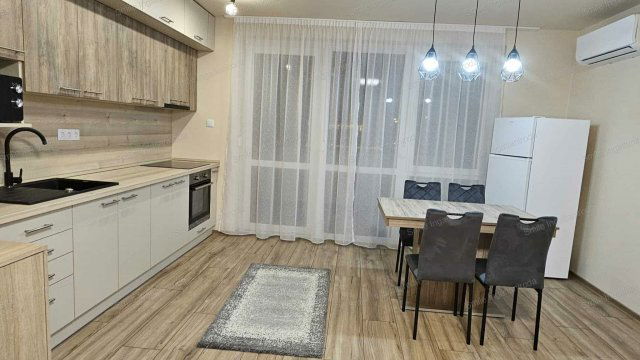 Kiadó téglalakás, albérlet, Nyíregyházán 220 E Ft / hó