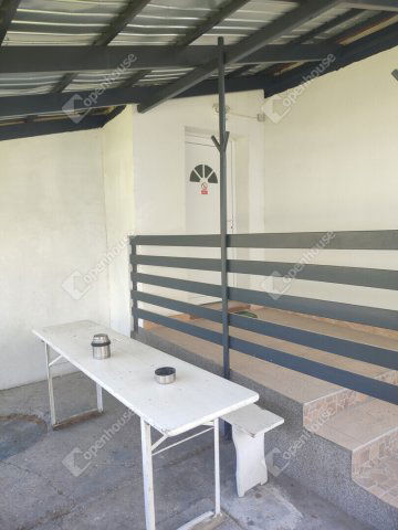 Kiadó családi ház, albérlet, Tatán 675 E Ft / hó, 4 szobás