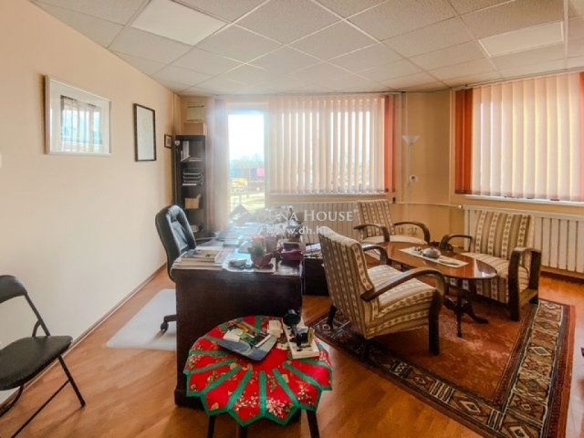 Eladó iroda, Vértesszőlősön 425 M Ft / költözzbe.hu