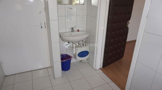 Eladó iroda, Zalaegerszegen 59.99 M Ft / költözzbe.hu