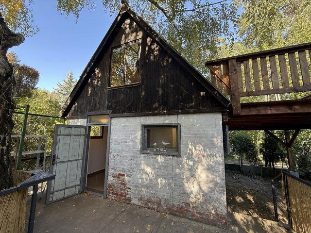 Eladó családi ház, Szentendrén 49.9 M Ft, 2 szobás