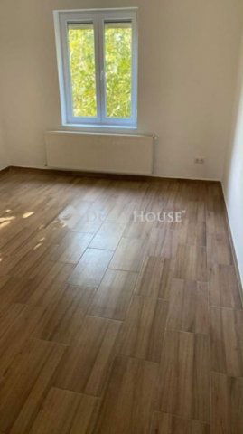 Eladó téglalakás, Kővágószőlősön 32.9 M Ft, 2 szobás