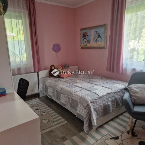 Eladó családi ház, Erdőkertesen 155 M Ft, 4 szobás