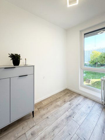 Eladó panellakás, Pécsett 38.9 M Ft, 1+1 szobás