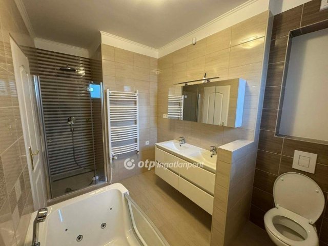 Eladó ikerház, Halásztelken 154 M Ft, 4 szobás