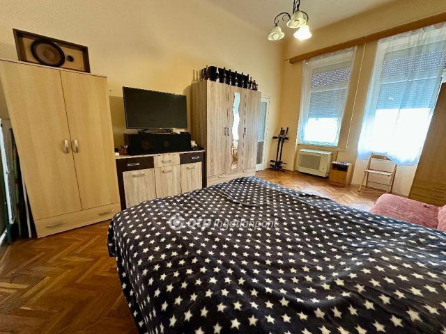 Eladó téglalakás, Debrecenben 64.99 M Ft, 2 szobás