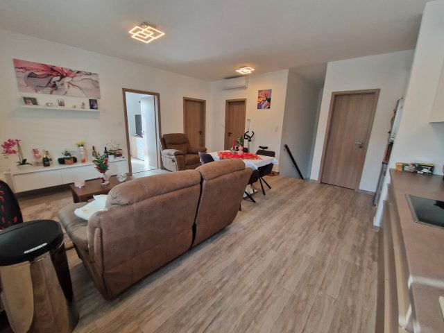 Eladó téglalakás, Érden 104.9 M Ft, 3+1 szobás