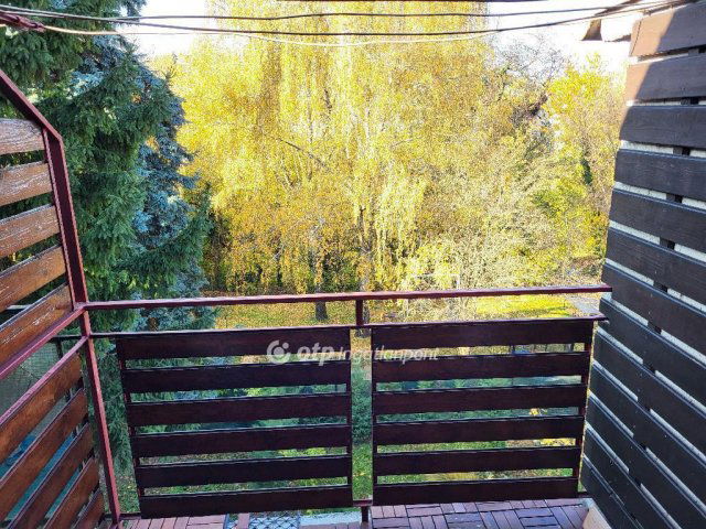 Eladó téglalakás, Budapesten, XIV. kerületben 130 M Ft