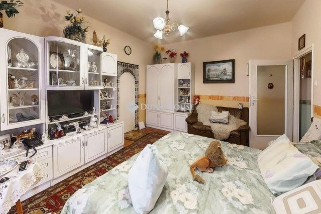 Eladó téglalakás, Kecskeméten 52.8 M Ft, 2 szobás