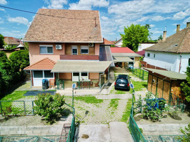 Eladó családi ház, Veresegyházon 125.9 M Ft, 2 szobás