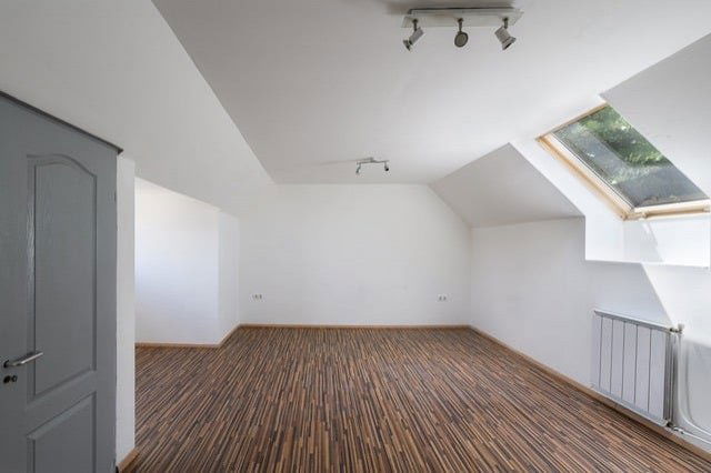 Kiadó családi ház, albérlet, XV. kerületben, Klapka György utcában