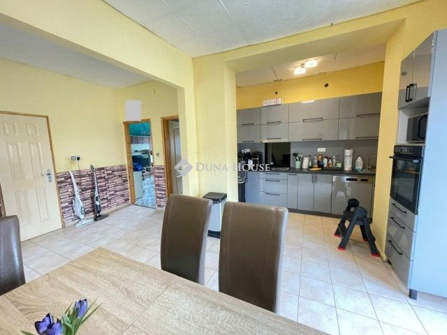 Eladó családi ház, Körmenden 45.9 M Ft, 2 szobás