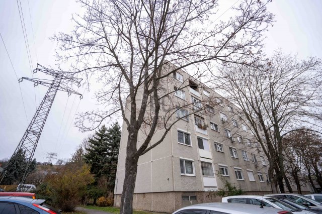 Eladó panellakás, Miskolcon 26.9 M Ft, 3 szobás