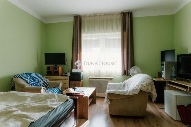 Eladó családi ház, Papkeszin 68.9 M Ft, 4 szobás