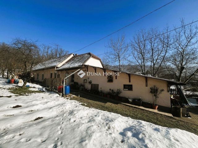 Eladó családi ház, Kesztölcön 54.346 M Ft, 4 szobás